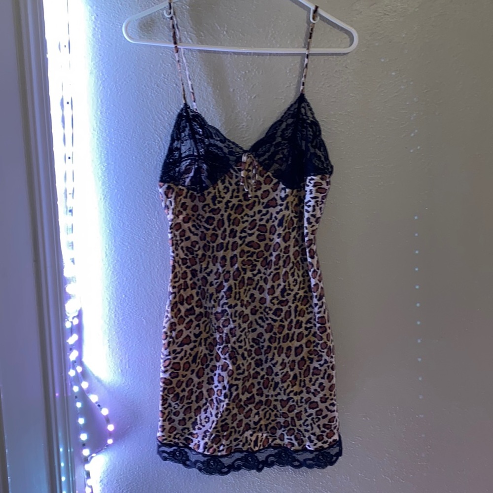Silk leopard lace slip